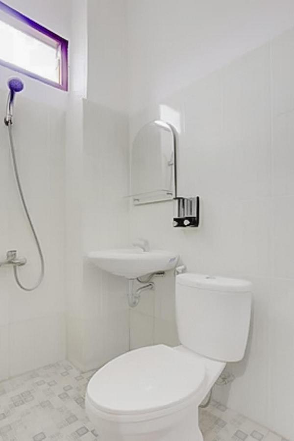 Reddoorz At Pelangi Guest House Баликпапан Екстериор снимка